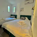 Akacia Apartments