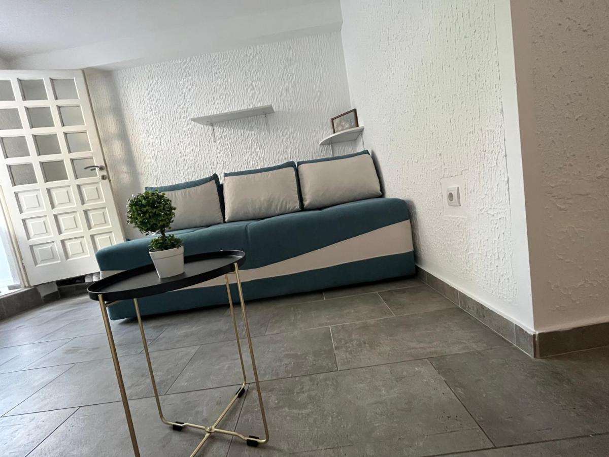 Akacia Apartman *